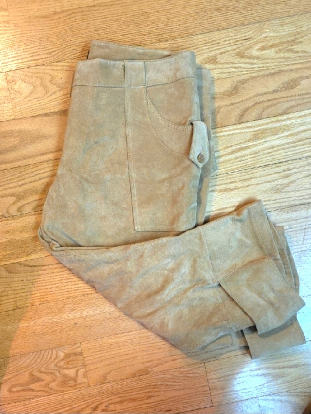 Danier Tan Suede Capris (Lined)